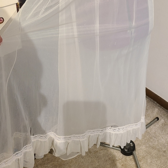 Vtg. 60's Ghostly Sheer Gown & Robe Set - Picture 8 of 12